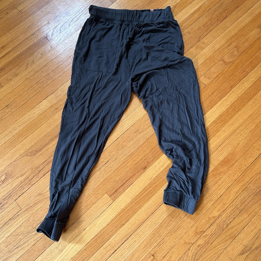 Lunya lounge joggers